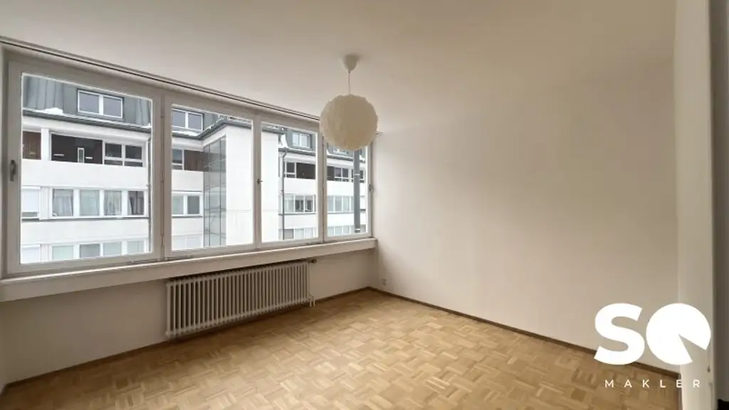 # SQ - MAISONETTE WOHNUNG IM REIHENHAUSSTIL MIT LOGGIA - 3 EBENEN