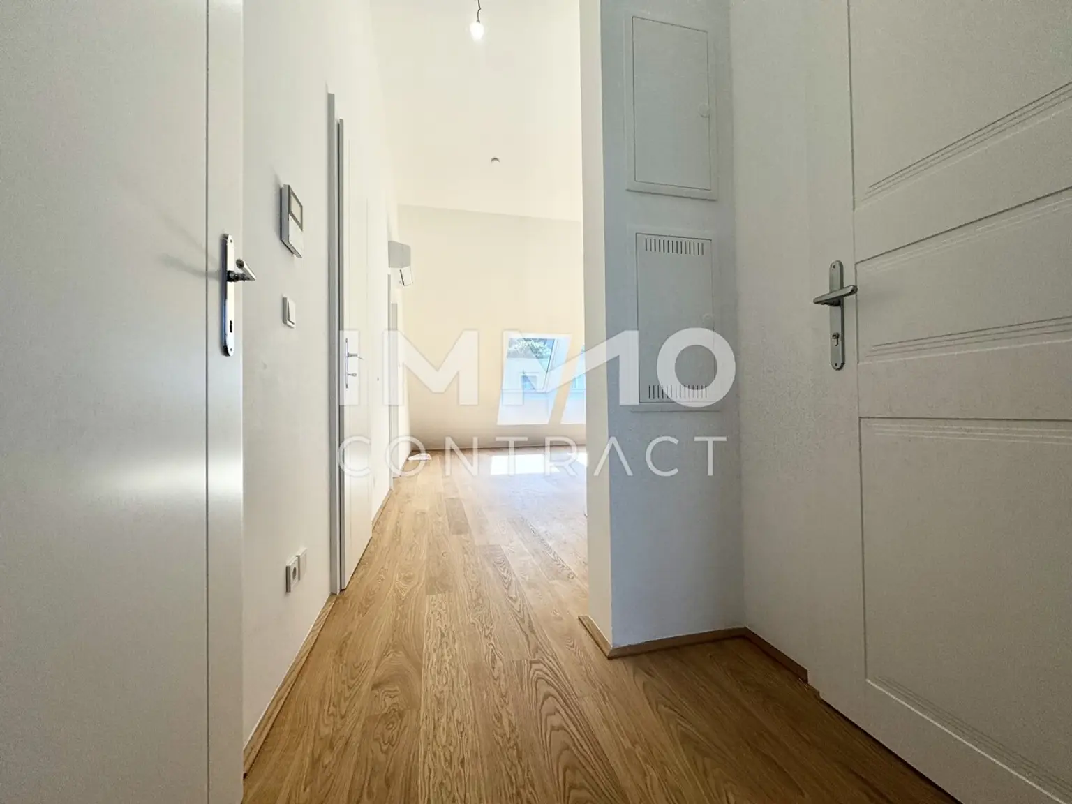 Penthousewohnung der Extraklasse: 4-Zimmer-Luxusresidenz mit 3,60m Raumhöhe und Balkon