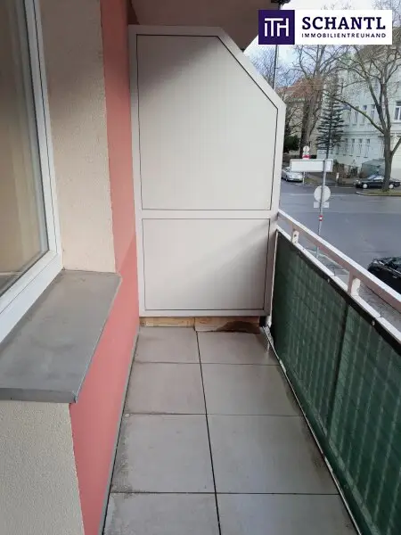 2023 NEU sanierte 3,5 Zimmer Wohnung mit top Ausstattung und bester Nachbarschaft. Schnell sein!!!