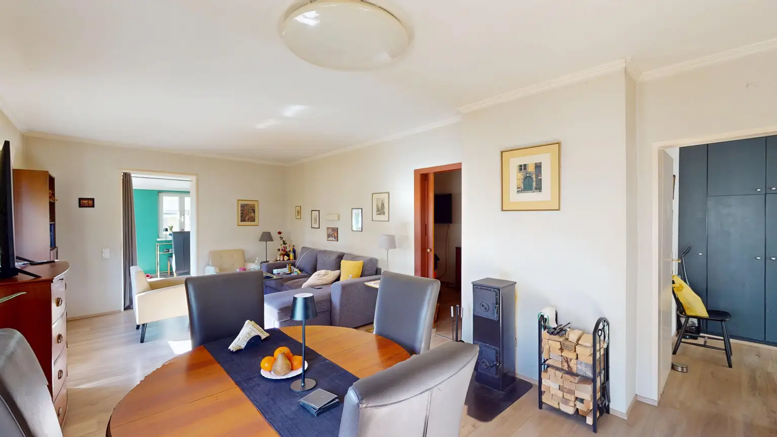 Einfamilienhaus mit zwei getrennten Wohneinheiten in Lichtenwörth