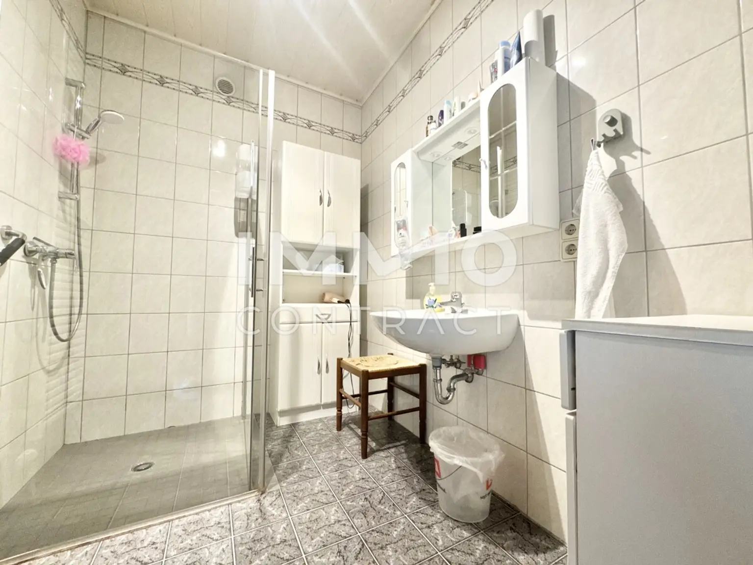 Wohnen und Vermieten – Einfamilienhaus mit zwei Einheiten nahe Bratislava