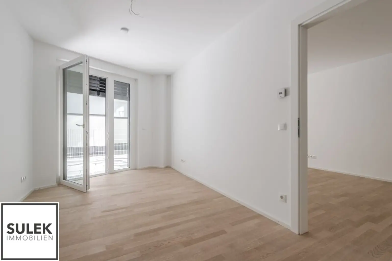 Ab Mitte Dezember  verfügbar ~ moderne 3 Zimmer Neubauwohnung mit Innenhof-Terrasse in beliebter Lage ~ Kaiserstraße U6 nähe!
