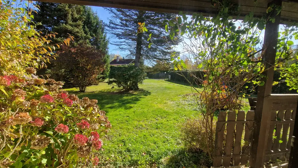 Rohdiamant - Ferienhaus mit großem Grundstück in beliebter Thermen & Golfregion