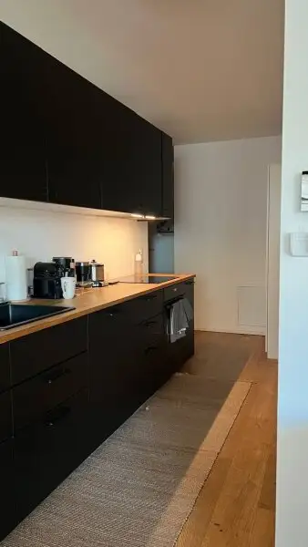 Stylische möblierte Wohnung mit Terrasse in einem sanierten Altbau (2022) nahe U4/U6 Längenfeldgasse