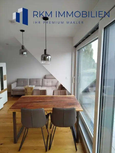 TOP - Neuwertige Dachgeschosswohnung in 1210 Wien – ca. 70 m², 3-Zimmer, ca. 23m² Terrasse und Garagenstellplatz - absolute Ruhelage