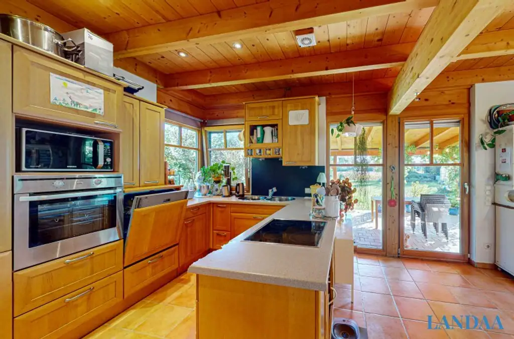 Grünes Glück – Modernes Wohnen im Holzdesign