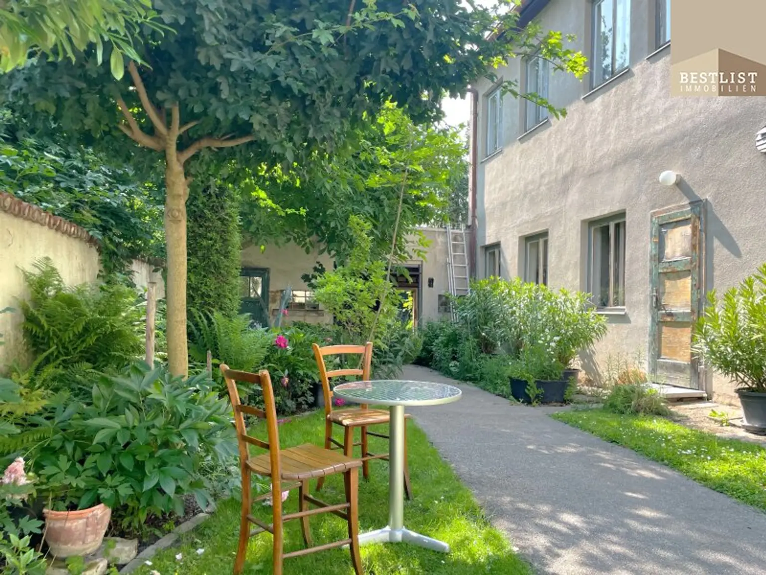 Haus mit Innenhof - Leesdorf