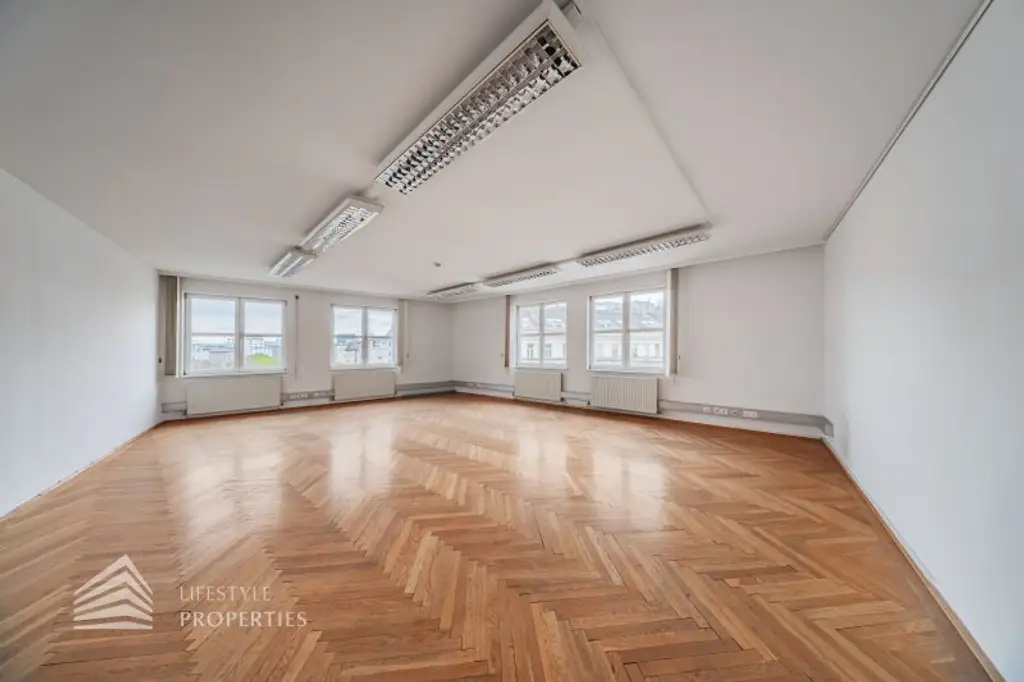 Erstbezug! Geräumiges 5-Zimmer Büro in Toplage