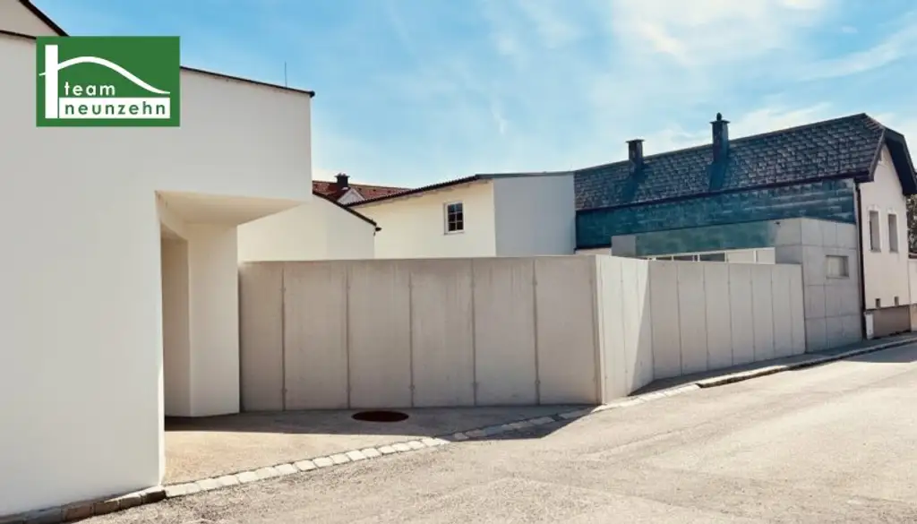 Tolles Stadthaus mit großzügigem Wellnessbereich ... alles neuwertig & am neuesten Stand der Technik!  (zusätzliches Büro/Lager mit ca. 120m²)