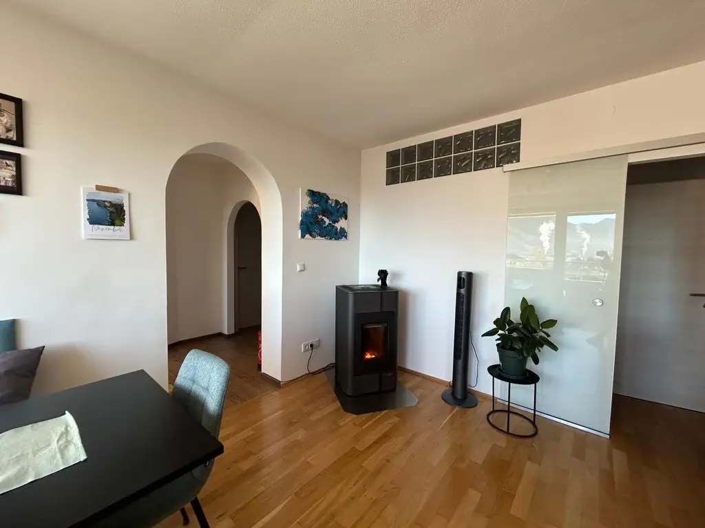 Großzügige Wohnung mit Traumausblick!