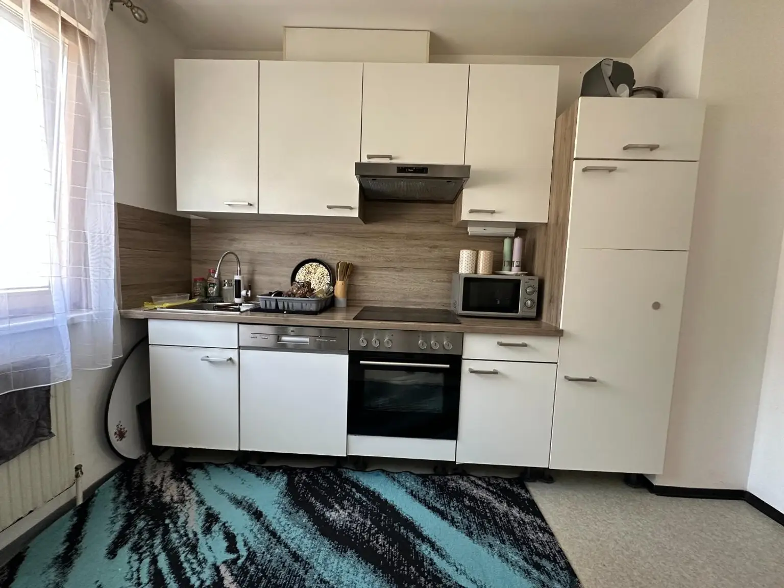 Große, gepflegte Eigentumswohnung mit Balkon und praktischer Raumaufteilung! Ideal für Familien!