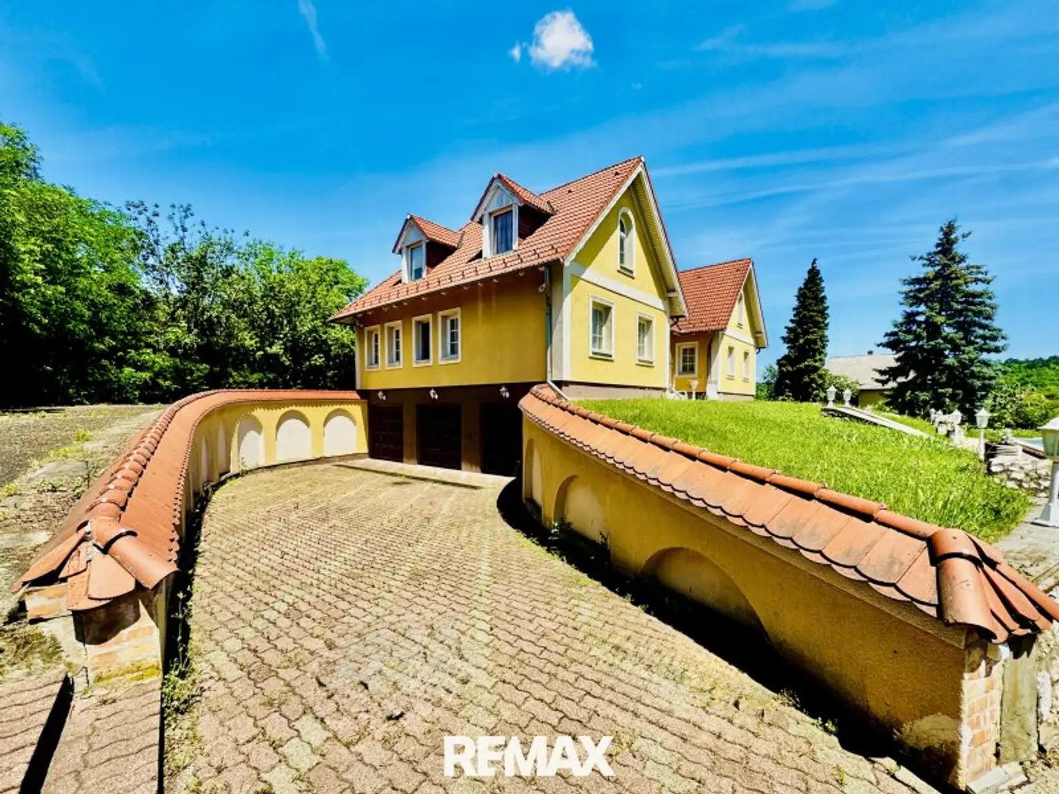 Villa Vita – 1 Hektar Privatsphäre mit Balaton-Panorama nahe Hévíz | PROVISIONSFREI