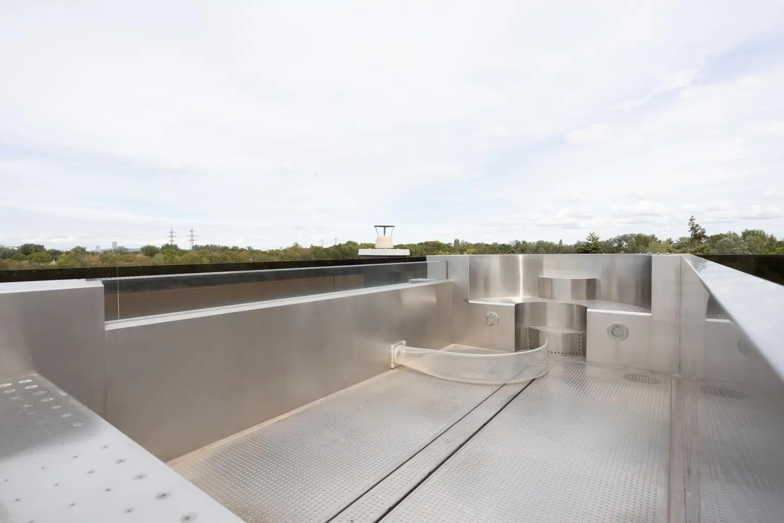 "Penthouse mit Sauna, Pools und eigenen Aufzug"