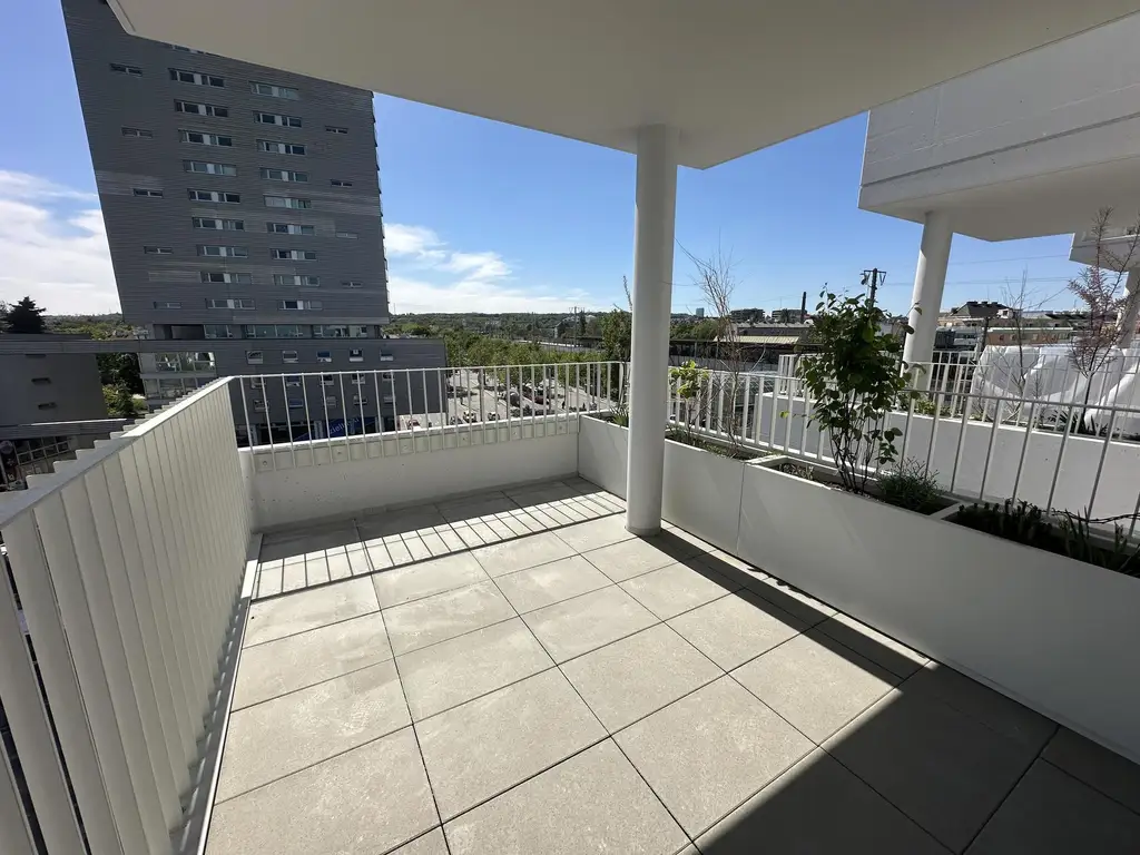 ZU HAUSE DIREKT AN DER U3