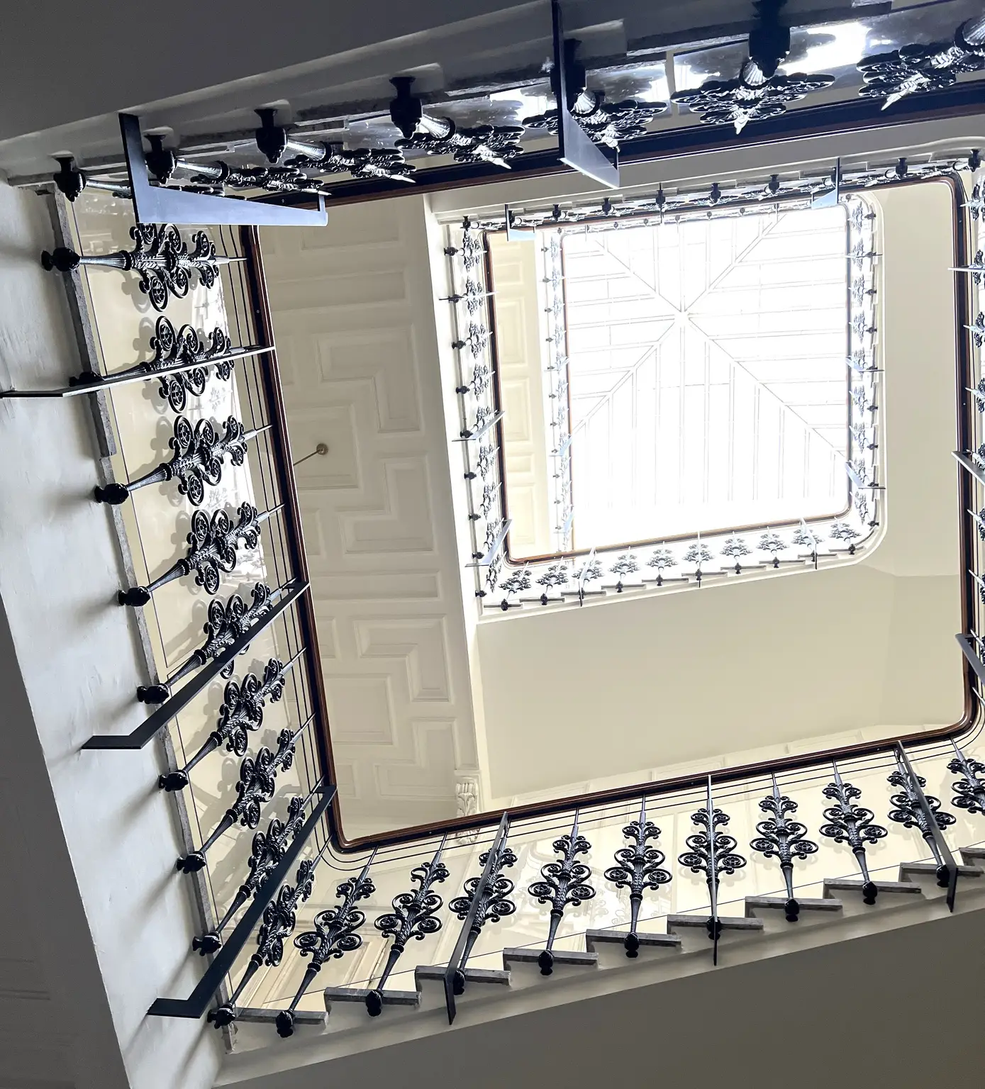 Ansprechende 3-Zimmer-Wohnung in Botschaftsviertel