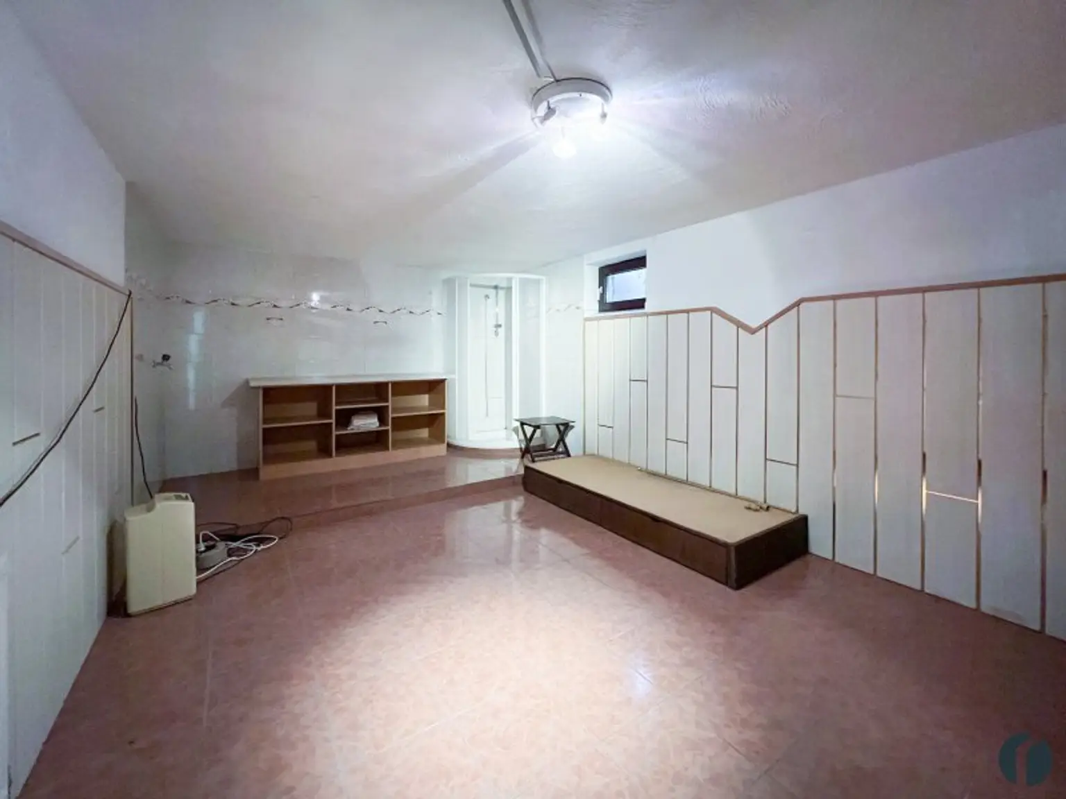 Elegantes Einfamilienhaus in Zeiselmauer mit Garten, Garage und Wellnessbereich