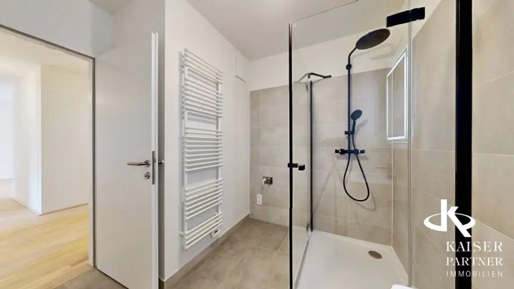 Moderne 3-Zimmer-Wohnung in 1220 Wien – Erstbezug mit Balkon und Stellplatz, Nahe Badeteich Hirschstetten!