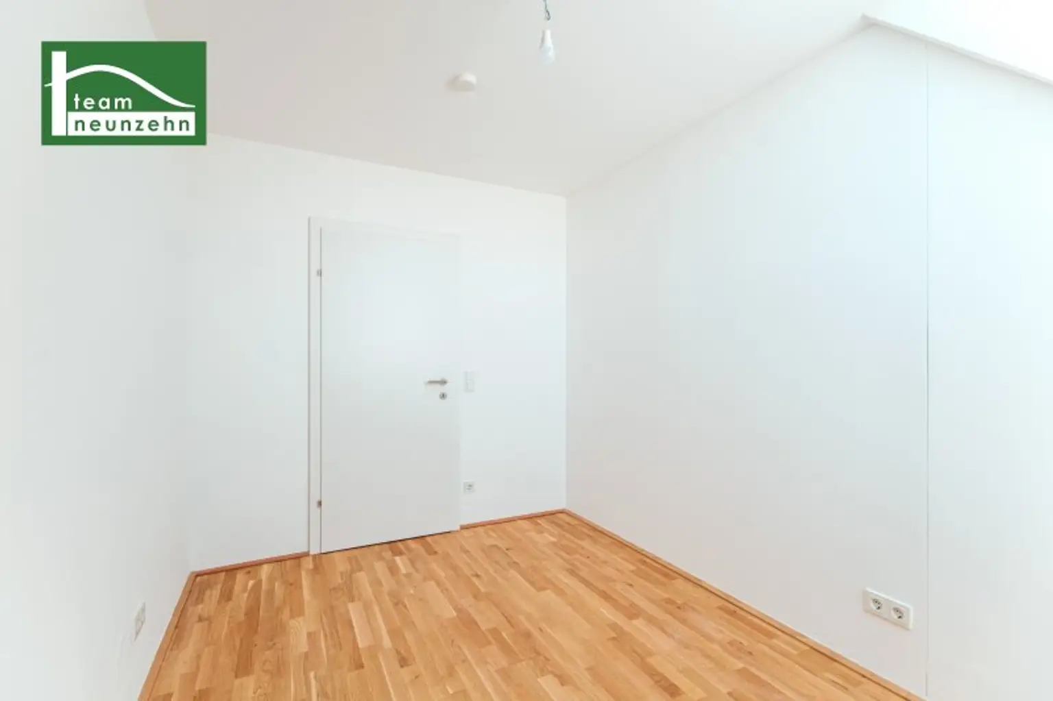 MODERNER ERSTBEZUG - 3 Zimmer - BALKON - Eigengrund - JETZT ANFRAGEN