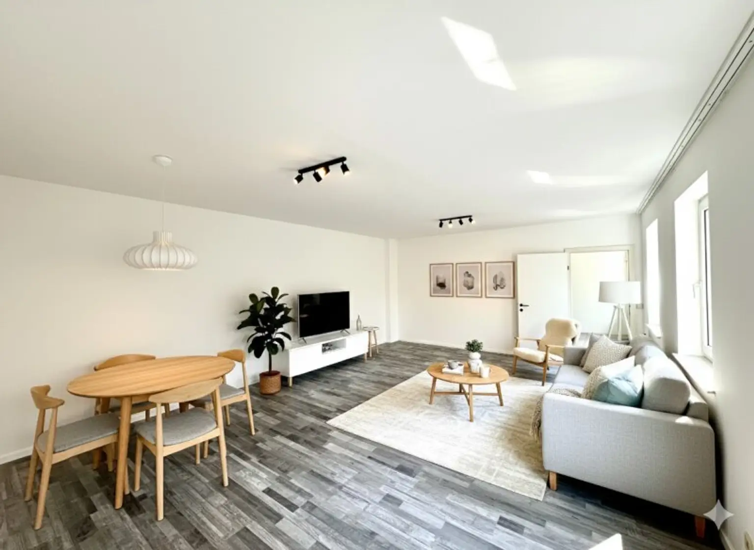 Reihenhaus-Juwel in zentraler und ruhiger Lage von Ternitz – ideal als Zuhause oder Kapitalanlage!