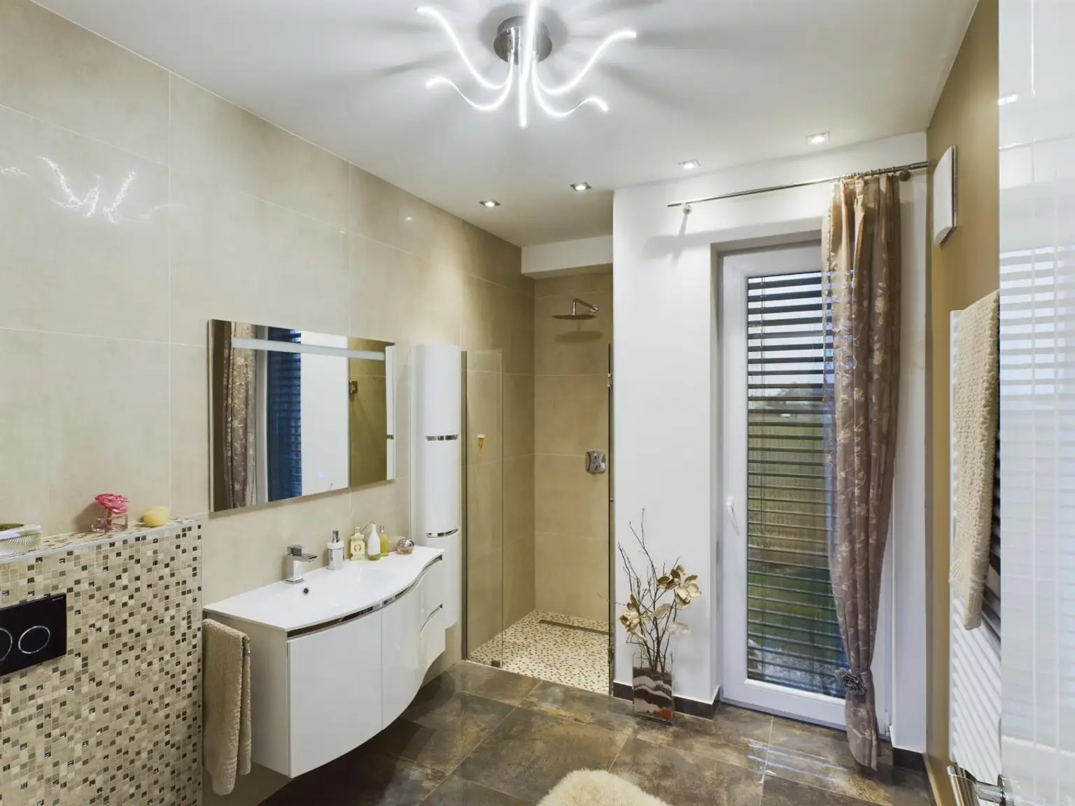 Stilvolle, möblierte Villa nahe Wien – Ihr Traumhaus zum Einziehen!