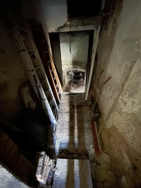 Häuschen mit Gemeinschaftsgarten, Keller und Schuppen