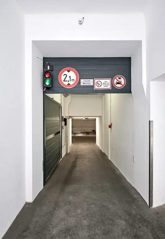 Garage I