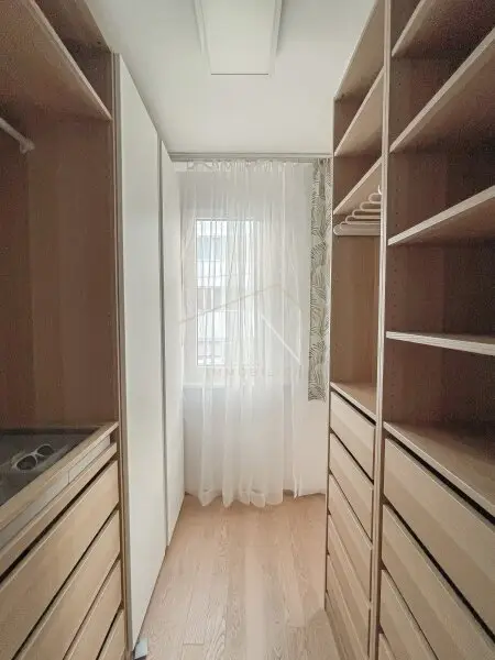 Nähe Schönbrunn! Helle 3-Zimmer-Wohnung mit Loggia zum Wohlfühlen