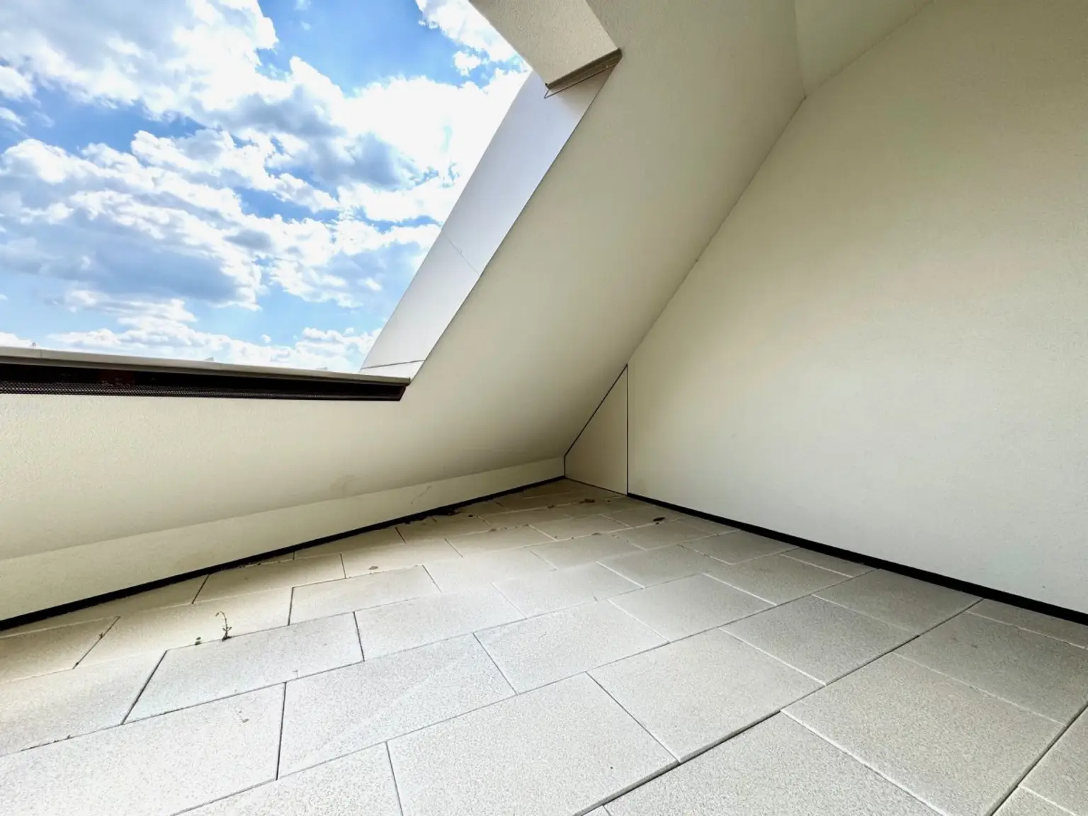 K | ++ NEU ++ Attraktive 2-ZIMMER mit Galerie & TERRASSE | Prima Service Immobilien