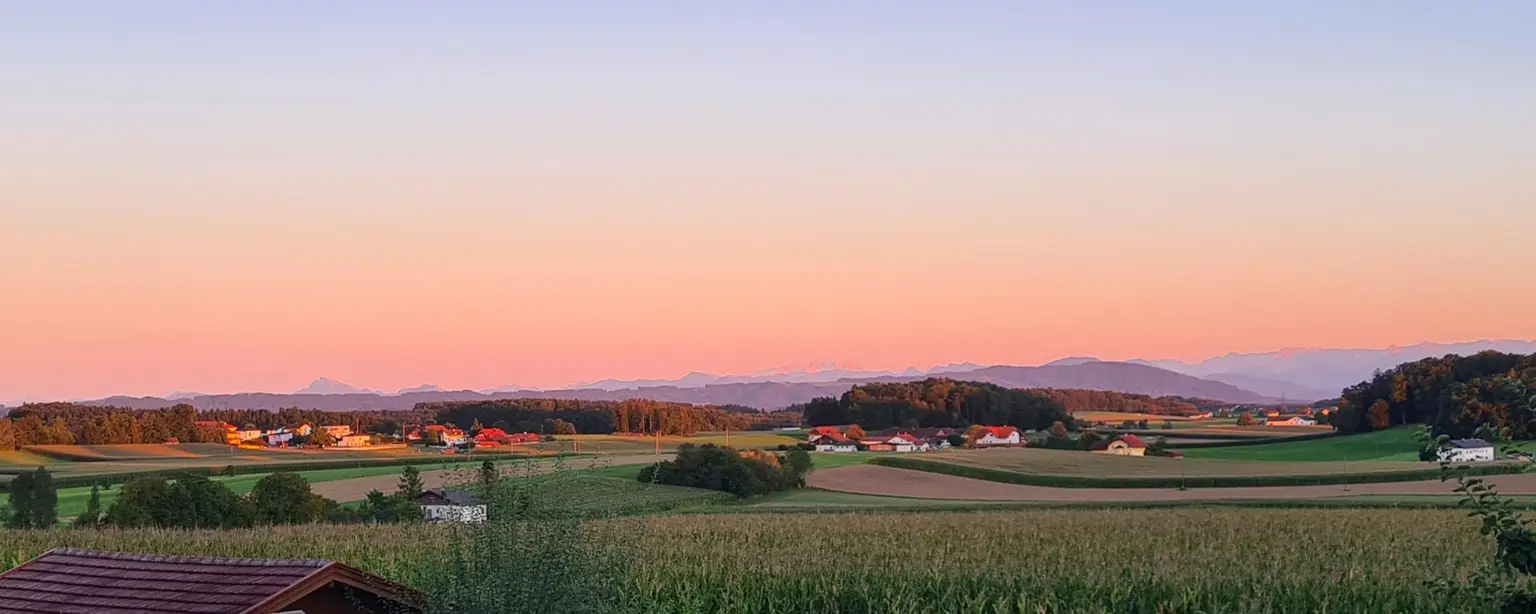 Großzügiges Landhaus mit schönem Garten