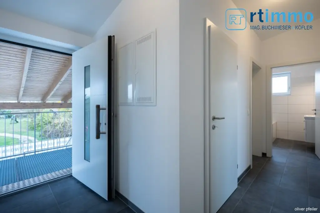 GEMÜTLICH, MODERN, ENERGIEEFFIZIENT:  Fünf 2 Zimmer- Mietwohnungen mit Außenflächen warten auf Sie!