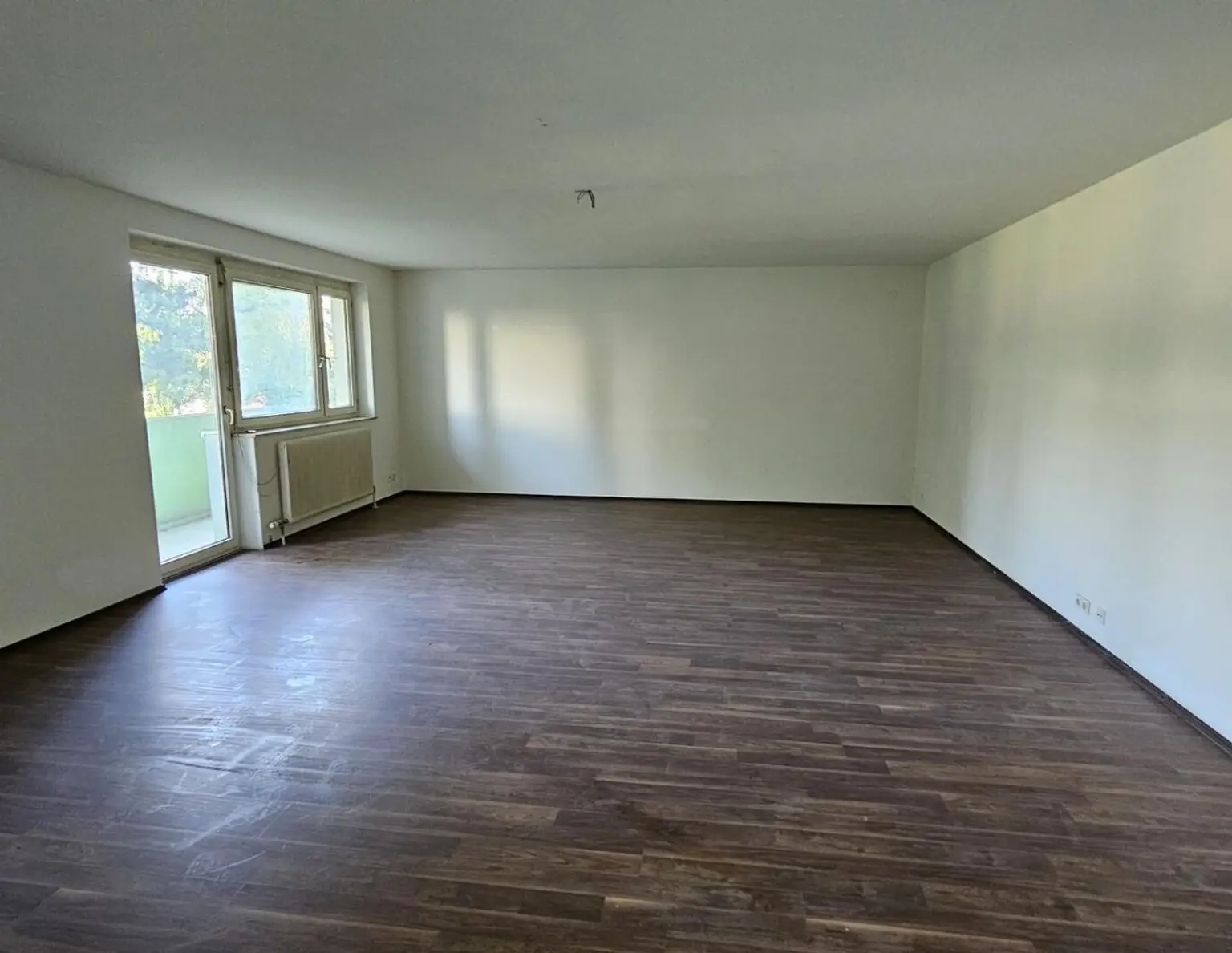 Großzügige 1,5 Zimmerwohnung, getrennte Küche - inkl. Heizkosten und Warmwasser