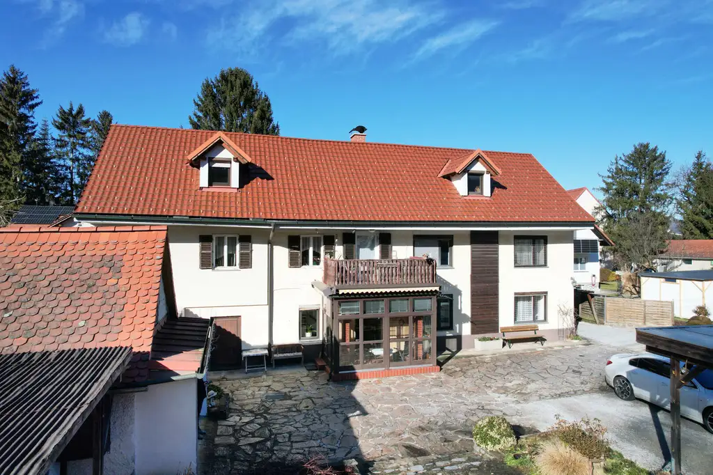 Großzügiges Einfamilienhaus mit viel Platz, hohem Potenzial und hoher Bebauungsdichte – Ideal für Familien oder Investoren