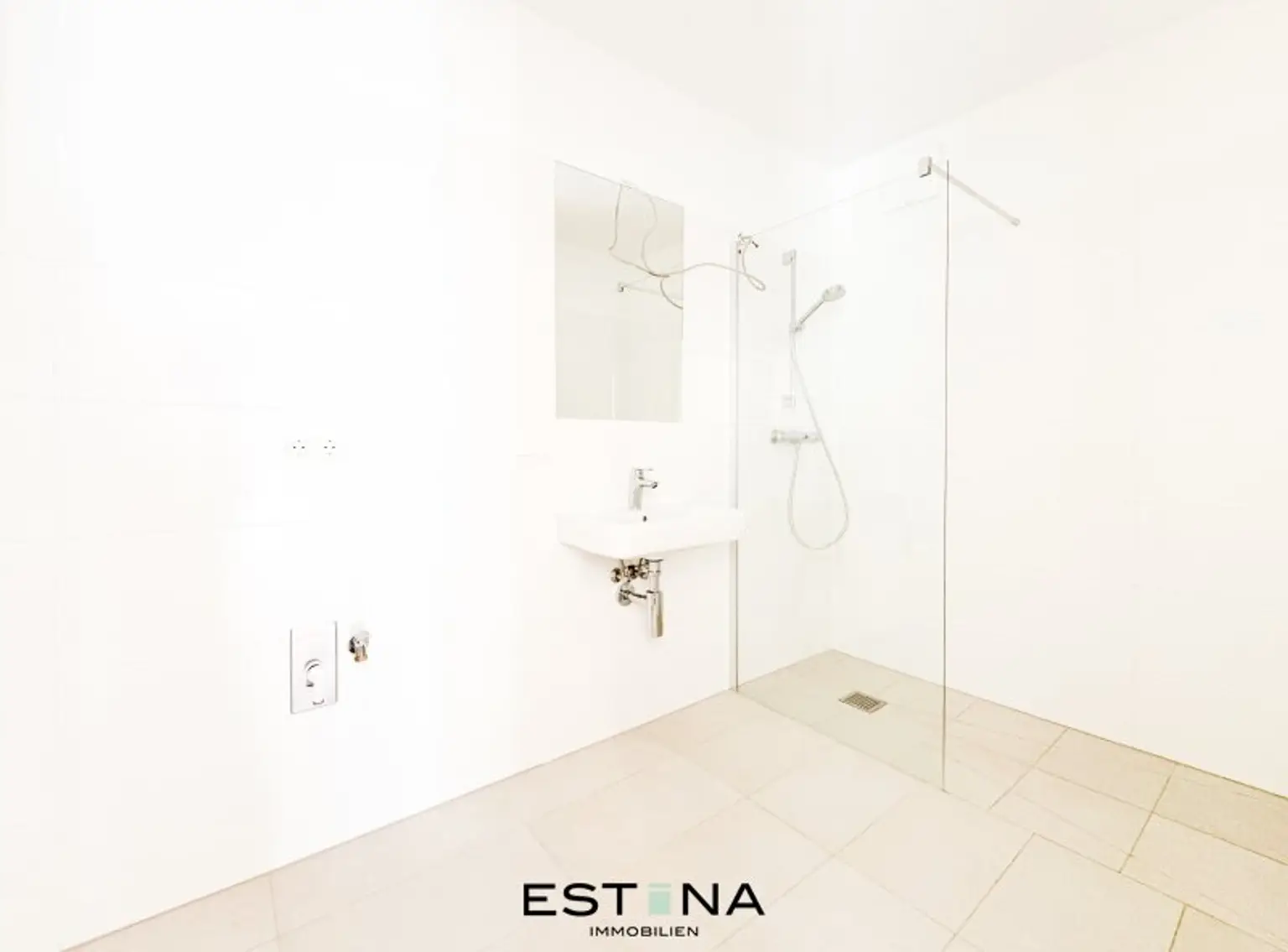 ERSTBEZUG Helle 2-Zimmerwohnung mit Balkon in ruhiger Lage