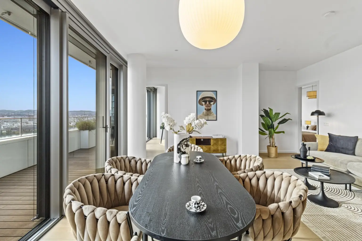 I | ++ SKYLINE DREAM on the 26th Floor ++ LUXURY with PANORAMIC VIEW | Prima Service Immobilien
