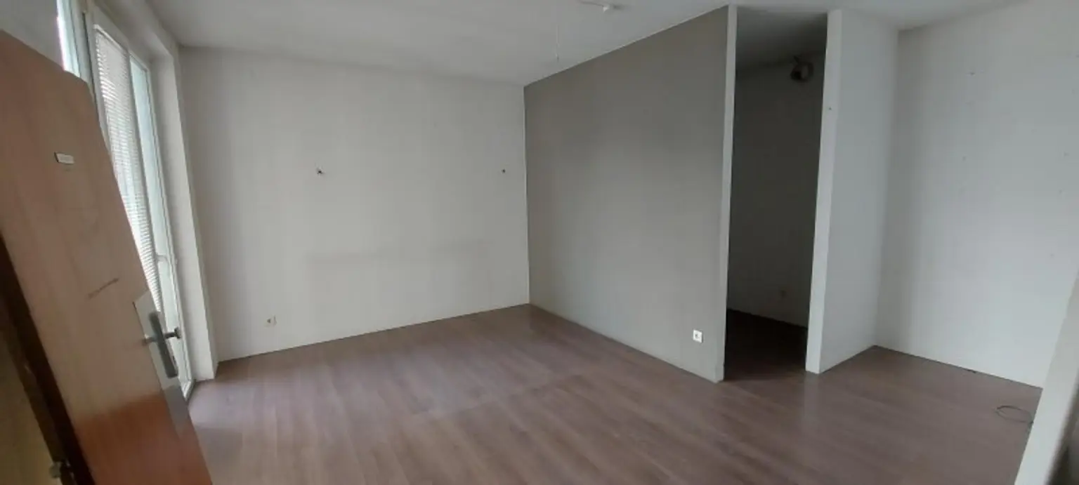 Flexible Gewerbeeinheit in zentraler Lage