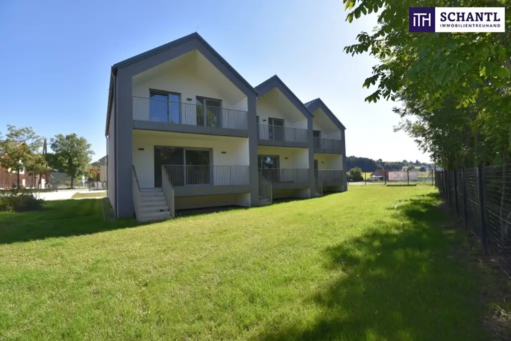 Ankommen. Aufatmen. Im Grünen Zuhause sein. Ein modernes Reihenhaus mit sonnigem Garten & Raum zum Leben.