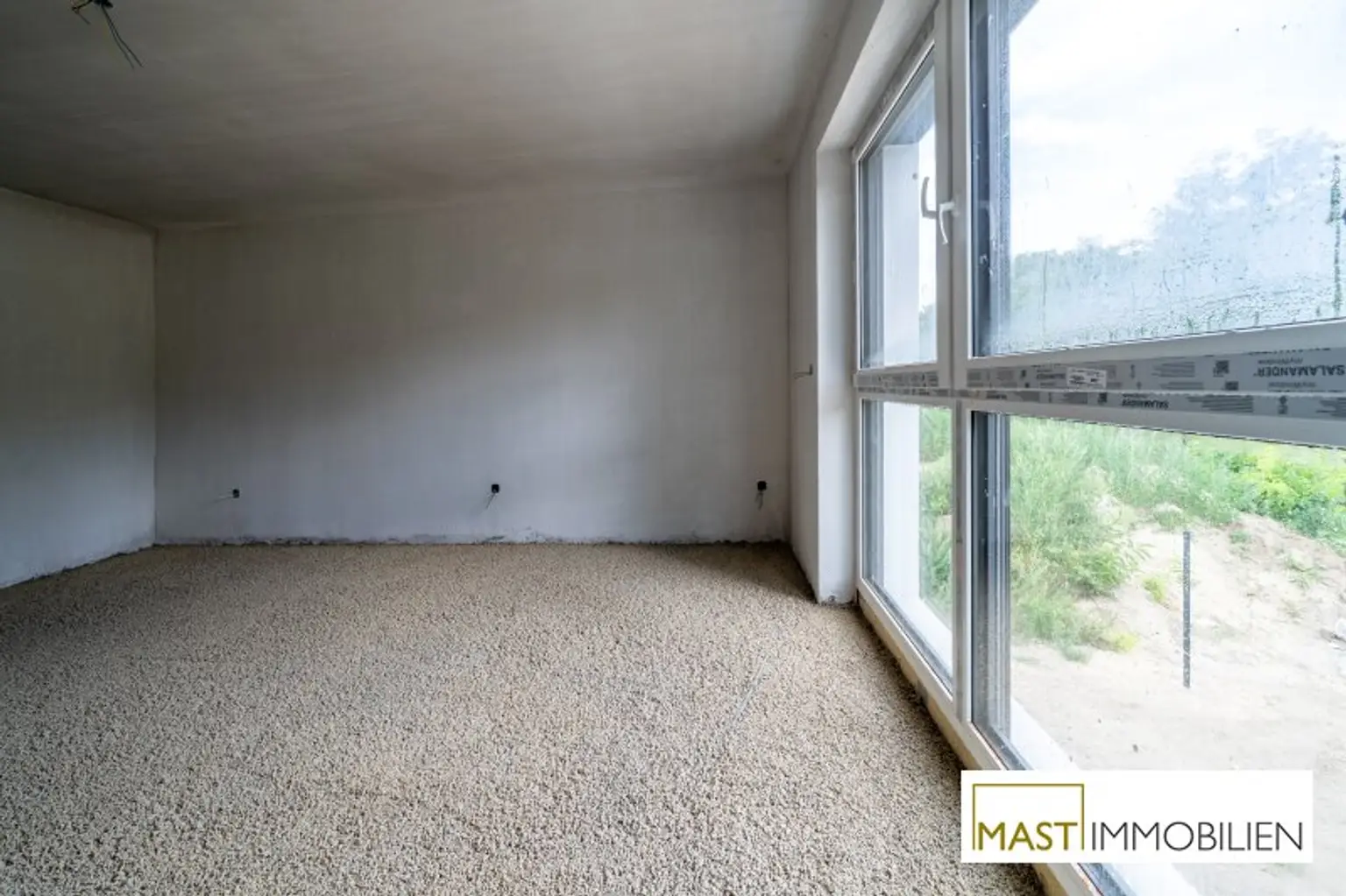 ERSTBEZUG - Modernes Einfamilienhaus mit 148 m² Wohnfläche, Balkon, Terrasse & 2 PKW-Stellplätzen in Strasshof – belagsfertig!