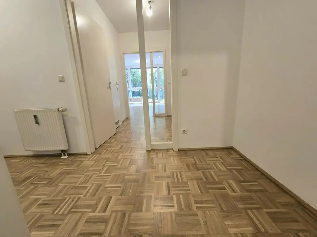 Entzückende Gartenwohnung mit Garagenplatz!