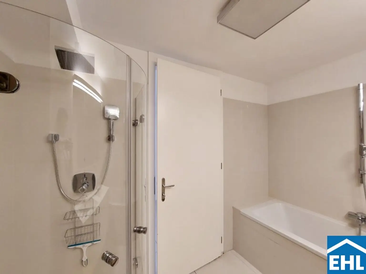 Elegante 4 Zimmerwohnung mit toller Terrasse  in Bestlage