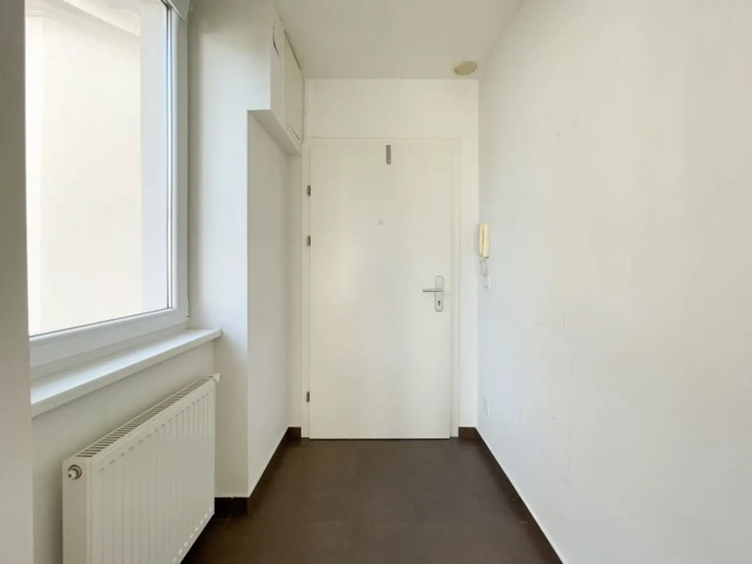 NÄHE LORENZ-BAYER-PARK: attraktive 1-Zimmer-Altbauwohnung mit separater Küche
