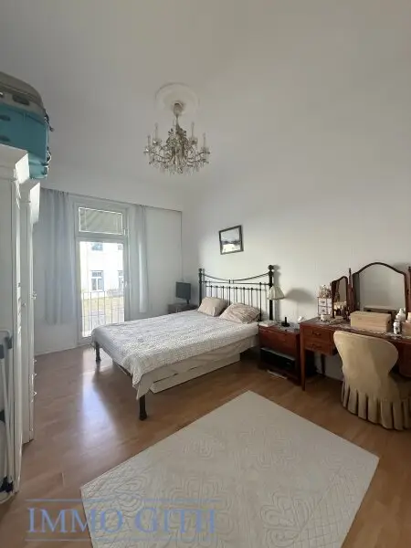 HELL, GEMÜTLICH & GUT VERMIETET – GEPFLEGTE 2-ZIMMER-WOHNUNG MIT BALKON IN SIMMERING ZU KAUFEN!