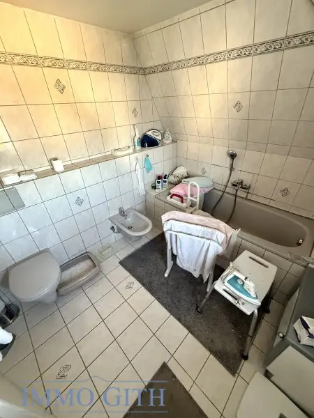 ELEGANTES STADTHAUS MIT GARTEN IN RUHIGER SACKGASSE NÄHE S-BAHN „WIEN KAISEREBERSDORF“ – IN 1110 WIEN ZU KAUFEN!