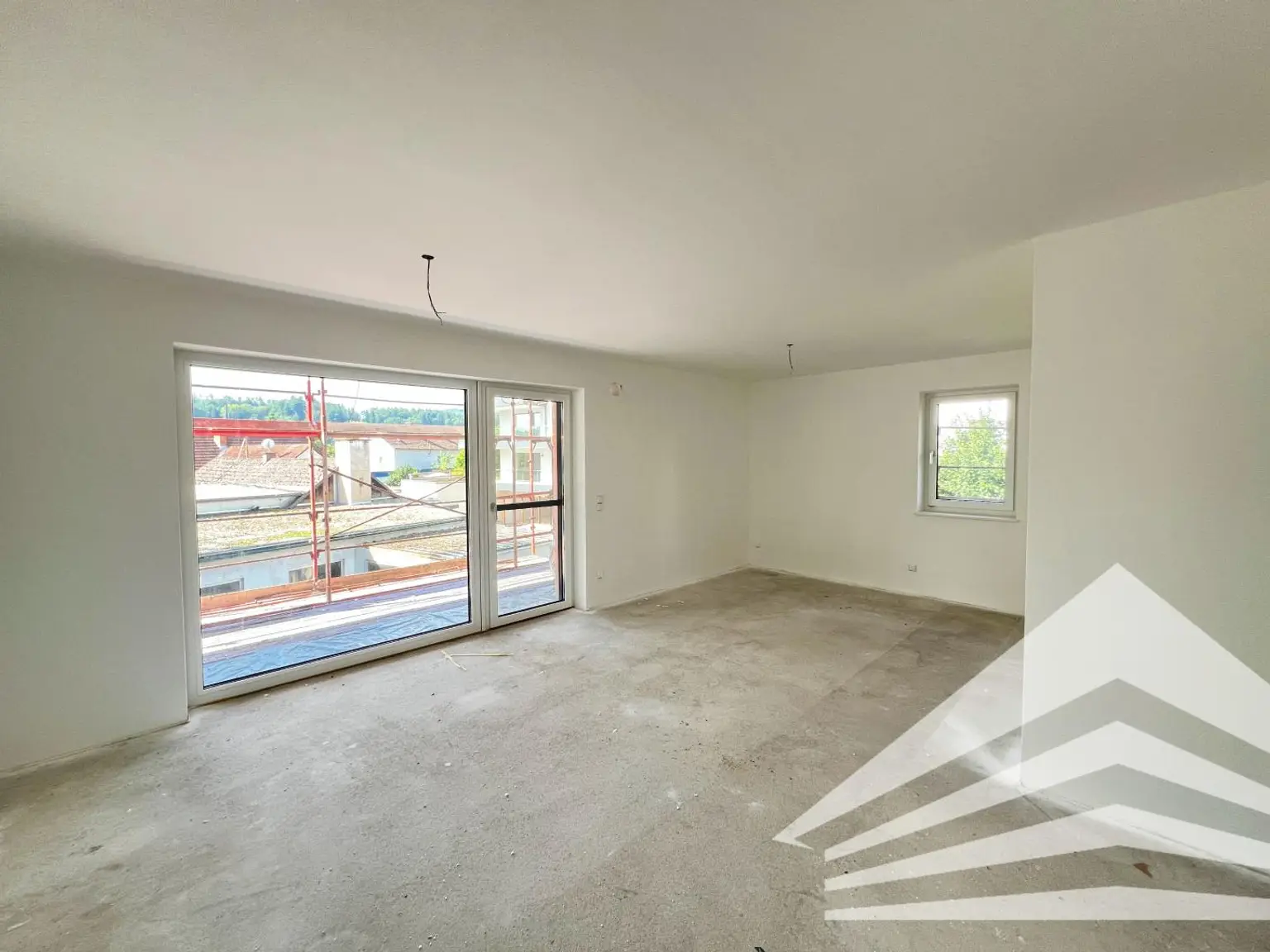 Hochwertig ausgestattete 3-Zimmer Wohnung mit großem Balkon in Puchenau!