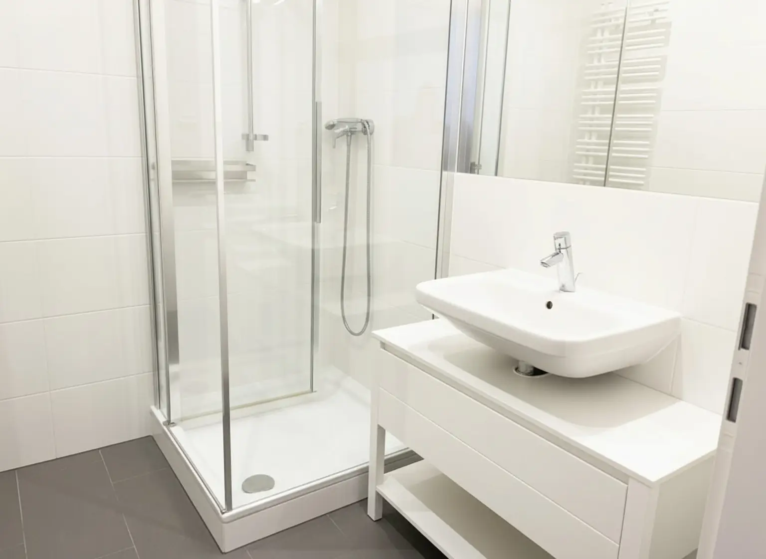 UNBEFRISTET: Traumhafte Altbauwohnung in prominenter Lage