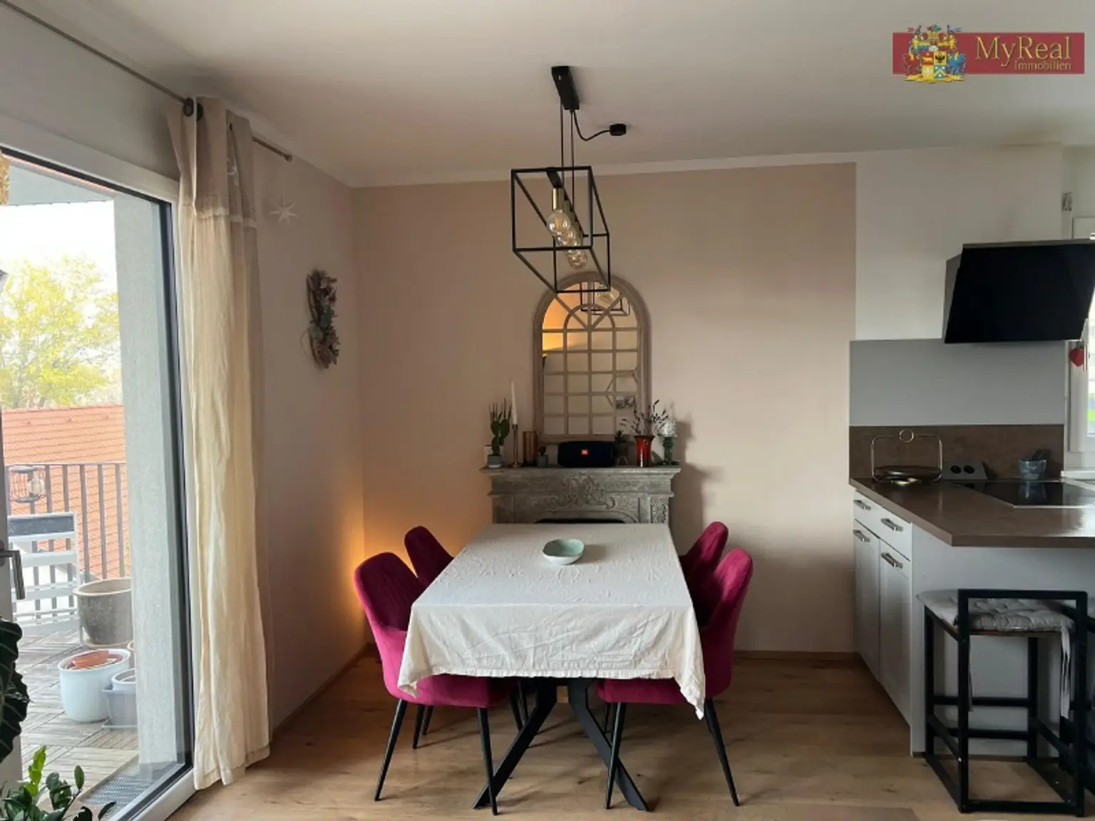 Sehr schöne Vorsorgewohnung mit 2 großen Balkons in der Donaustadt