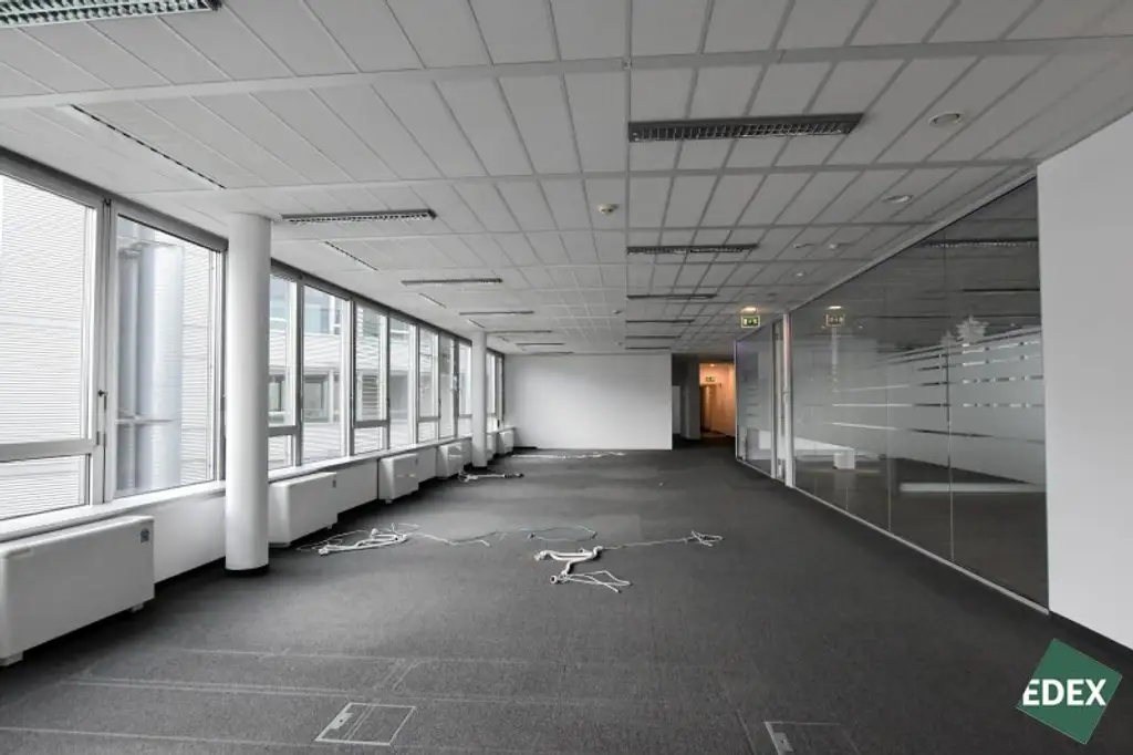 Skyline | flexible Büroflächen direkt an der U-Bahn