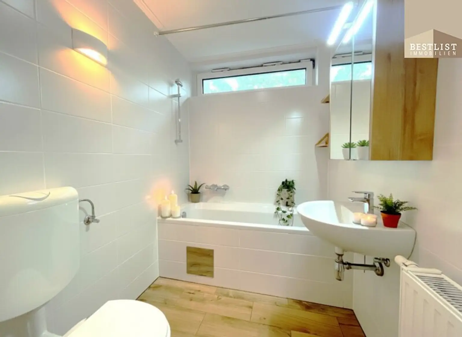 Maisonettewohnung mit Loggia + 3 Schlafzimmer