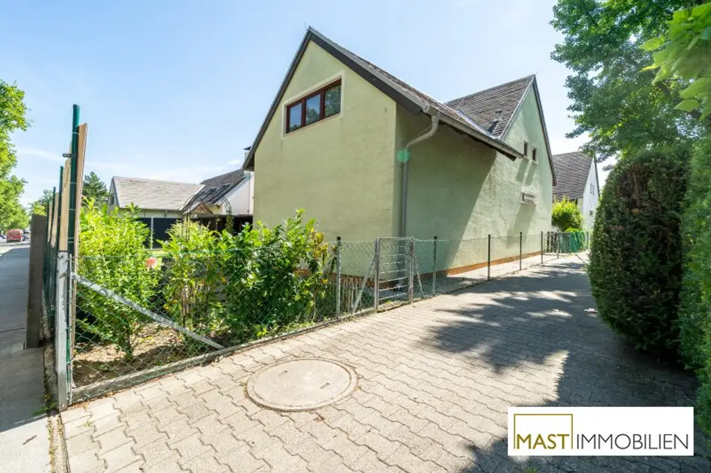 Gepflegtes Einfamilienhaus mit großem Garten in Ruhelage – wohnen & wohlfühlen im 22. Bezirk!