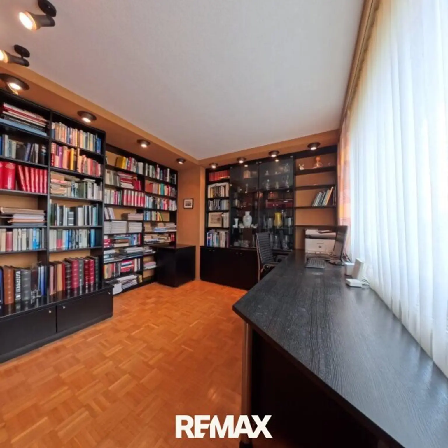 9_Arbeitszimmer