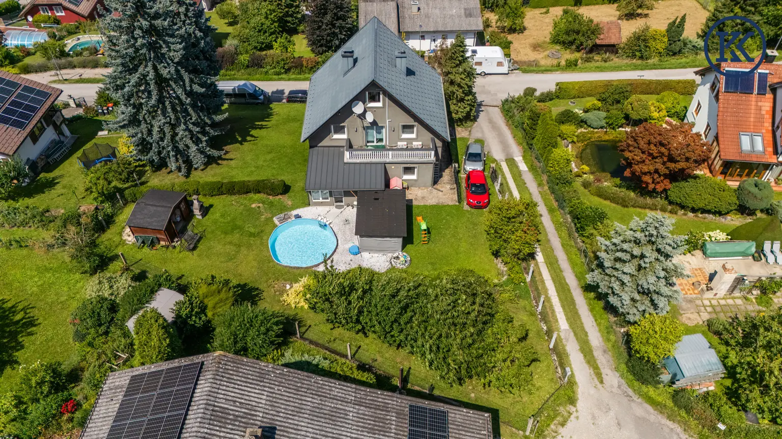 Vielseitiges Wohnhaus mit Garten, Pool & Ausblick – Ruhelage in Eichgraben